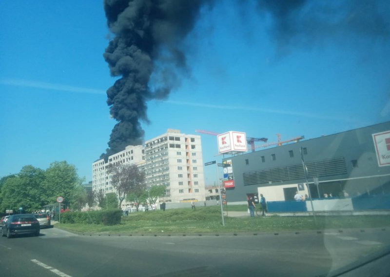 Otkriveno što je gorjelo u Zagrebu, dvojica radnika spriječila veliku tragediju