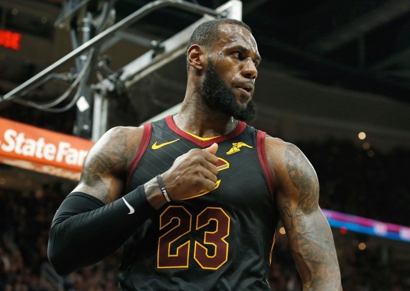 LeBron James zahvaljujući Liverpoolu preko noći postao bogatiji za 25 milijuna dolara!