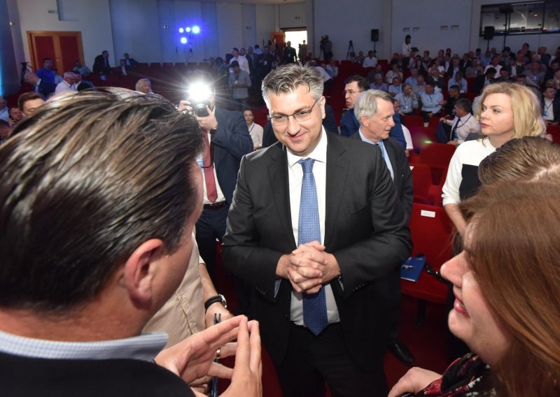 Plenković o kupusu hrvatske tranzicije, snazi HDZ-a, lažnim vijestima, Agrokoru...