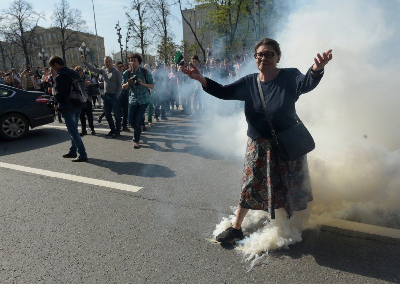 Kaos u Rusiji: Više od tisuću privedenih uoči inauguracije Putina