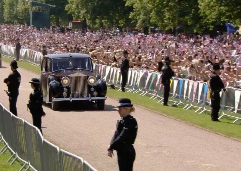 Rolls Royce u kojem se Meghan Markle dovezla na vjenčanje krije tužnu priču