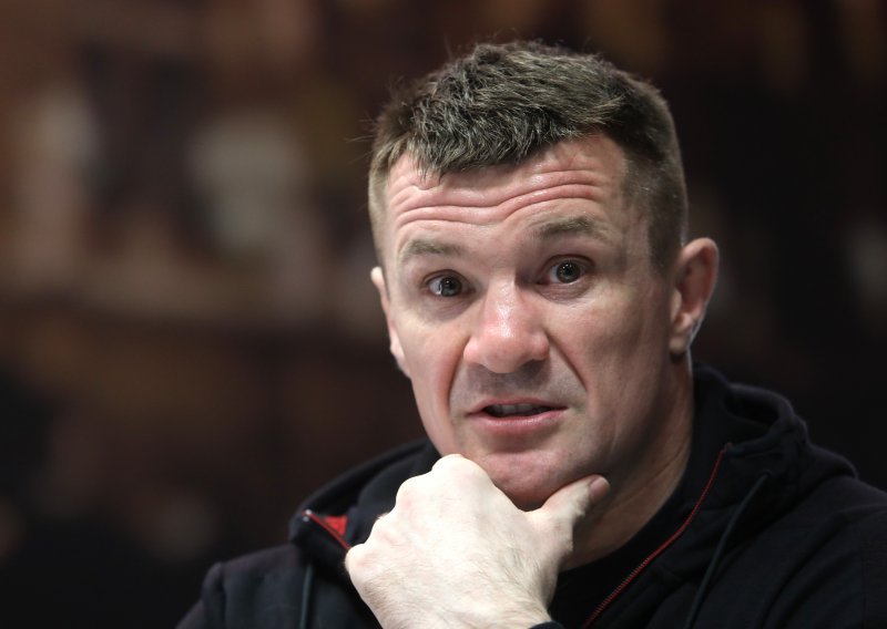 Cro Cop počeo s treninzima nakon operacije, a trenira ga suprug naše poznate pjevačice