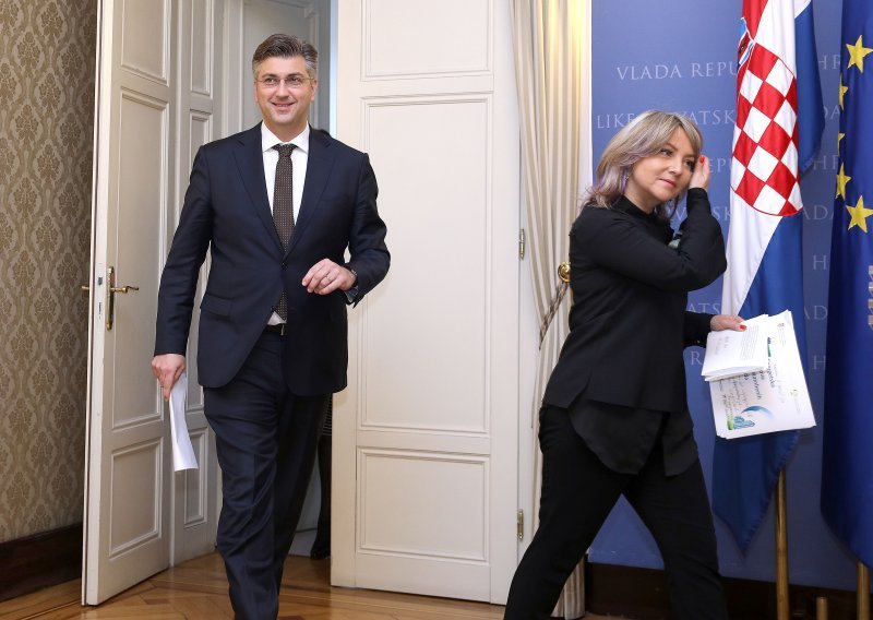 Plenković zadovoljan ne baš laskavim preporukama Europske komisije, oprostio se i s glasnogovornicom