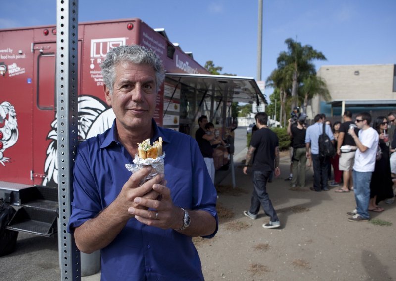 Čuveni kuhar i TV voditelj Anthony Bourdain preminuo u 61. godini