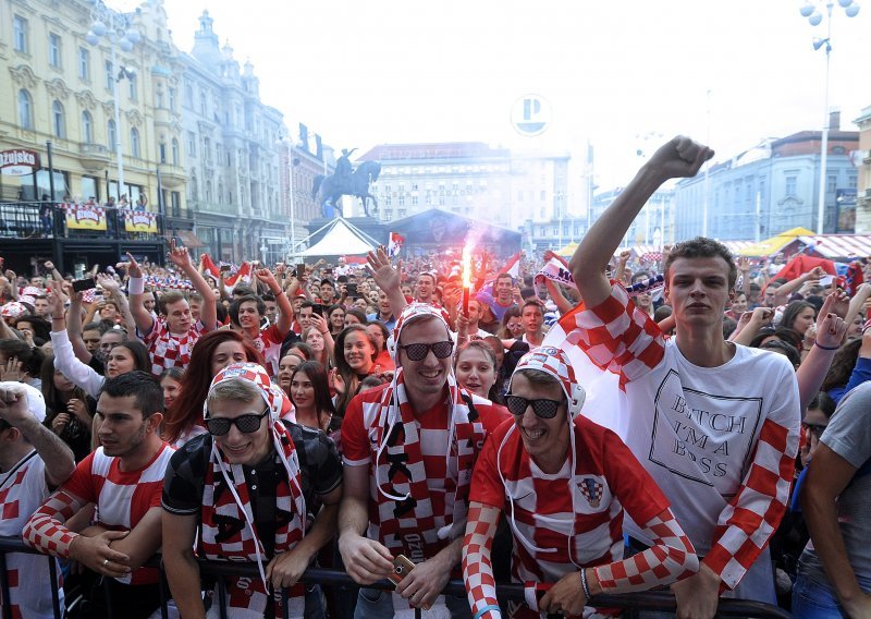 Opet je cijela Hrvatska bila uz Dalića i dečke; ovo su najluđe fotografije iz gradova...