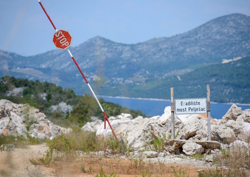 U BiH ratoborna retorika zbog Pelješkog mosta, Komšić uspoređuje Čovića s Pavelićem