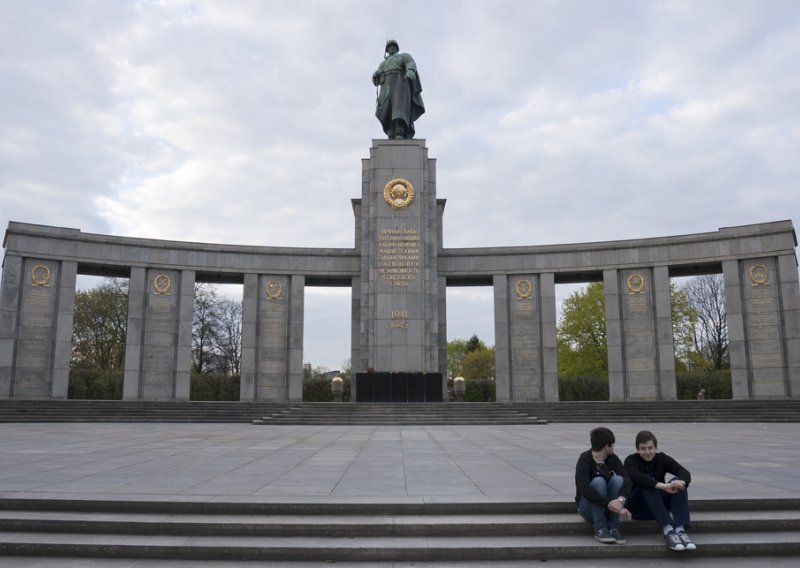 Nešto i dalje dijeli Berlin na dva dijela