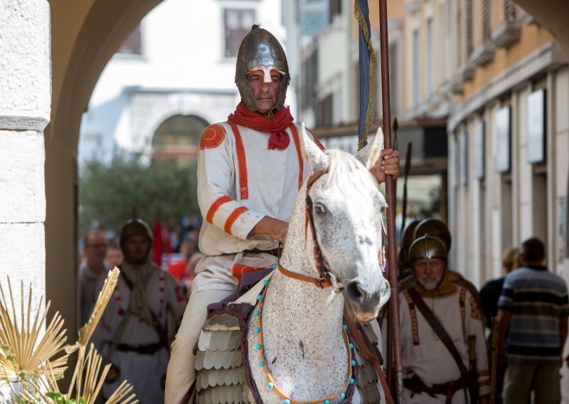 U središtu Rijeke borili su se gladijatori, prodavali robovi...