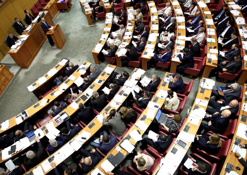 Zastupnici odlučili; evo kako će i tko moći steći hrvatsko državljanstvo