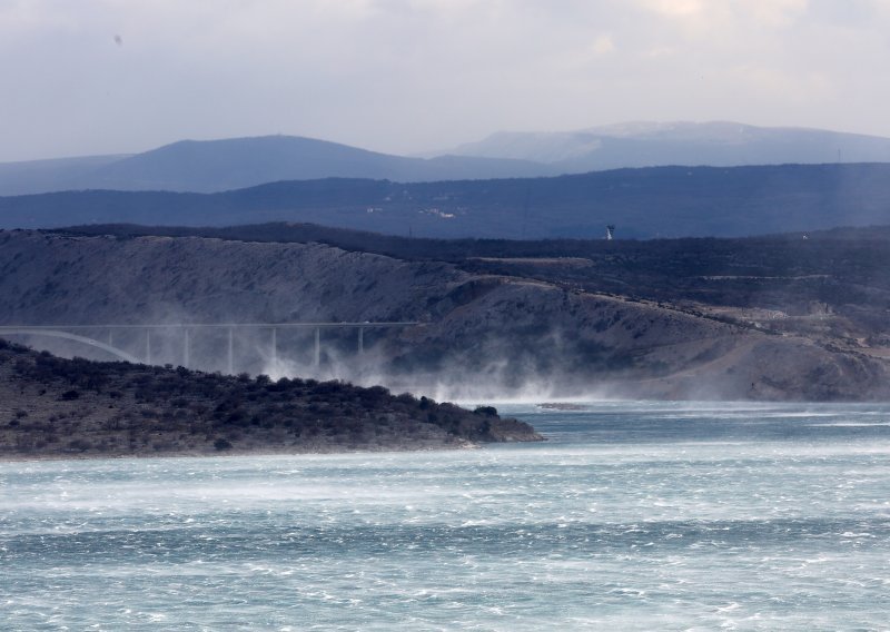 Vikend donosi kišu, vjetar i zahlađenje: Meteoalarm požutio za cijelu zemlju, pogledajte gdje nevrijeme prvo stiže