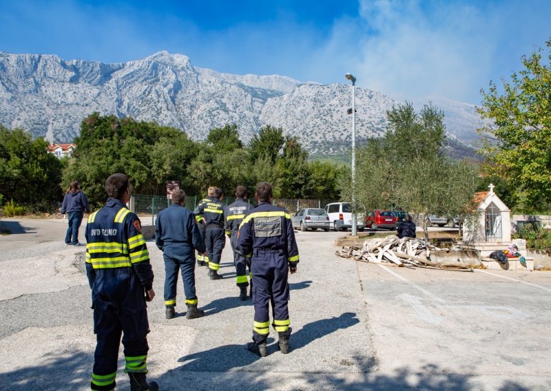 Bura rasplamsala požar kod Postupa, brzo stavljen pod nadzor