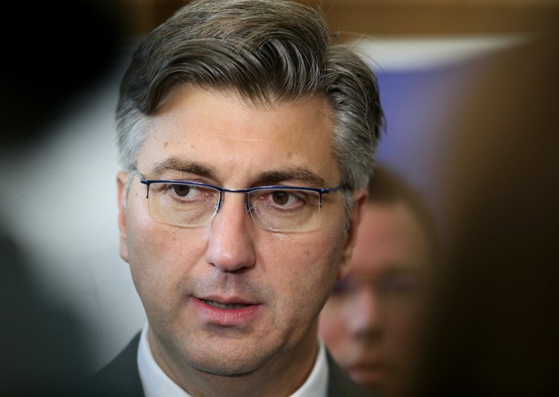 Plenković se ispričao novinarki: Bilo je to potpuno neprimjereno