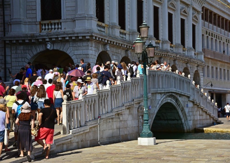 Venecija od svibnja naplaćuje ulazak u staru gradsku jezgru?