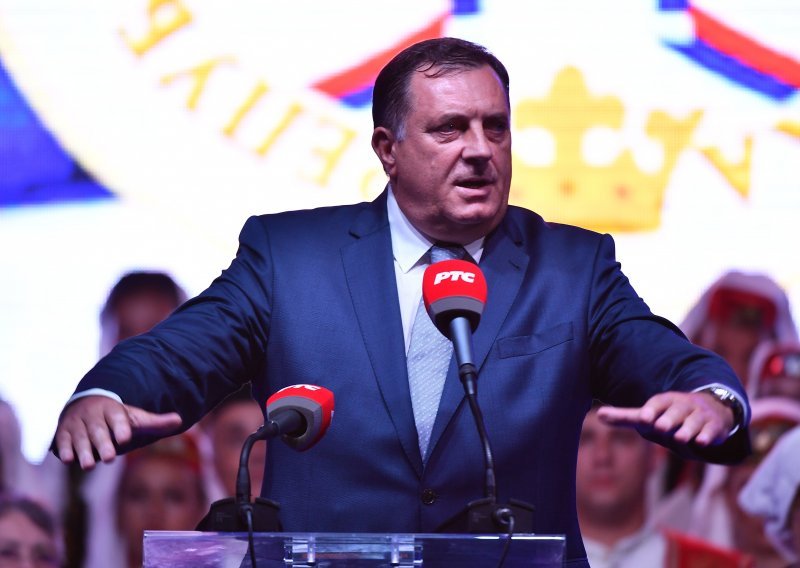 Dodik priprijetio razdruživanjem BiH