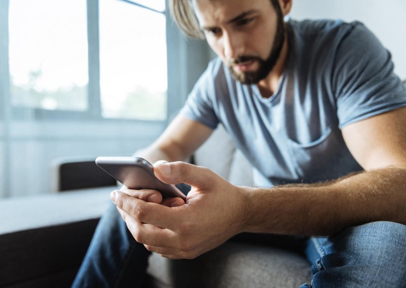 Slovenci će na telefon dobivati obavijesti o neuplaćenim doprinosima