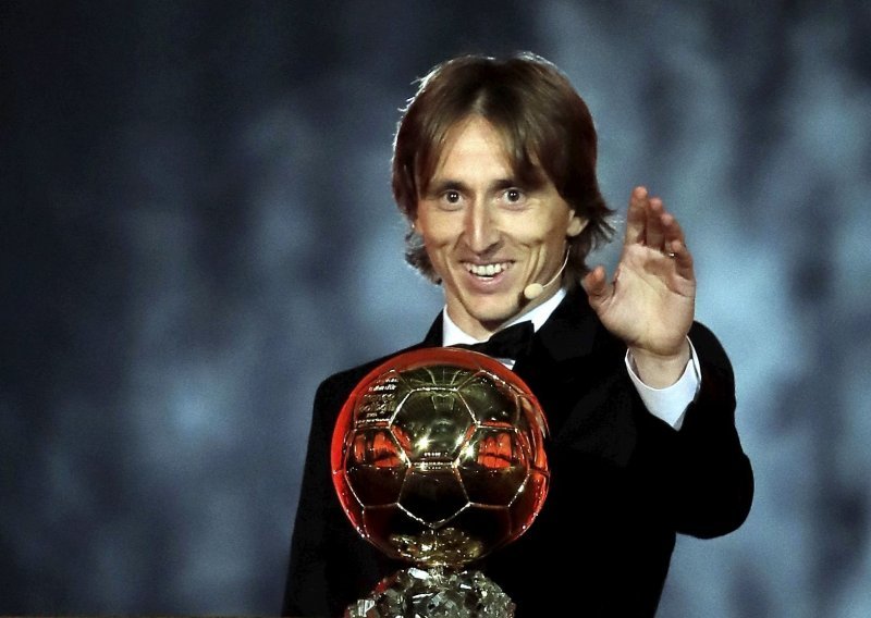 Luka Modrić će za osvajanje Zlatne lopte dobiti i milijunski bonus od svojih sponzora