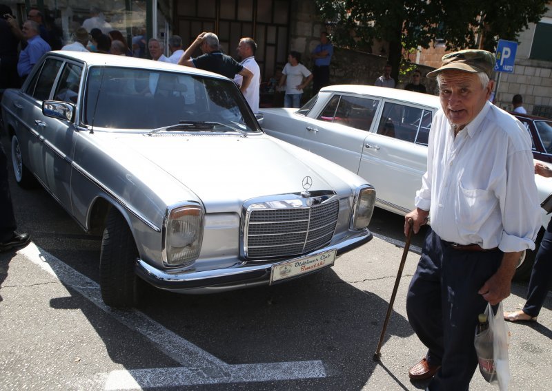 Ljubav Imoćana i Mercedesa ima sretan kraj: U Imotskom niče spomenik simbolu gastarbajtera