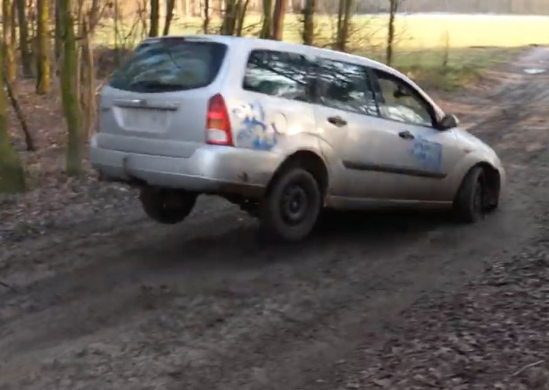 Kako se ponaša automobil kad ostane bez amortizera?