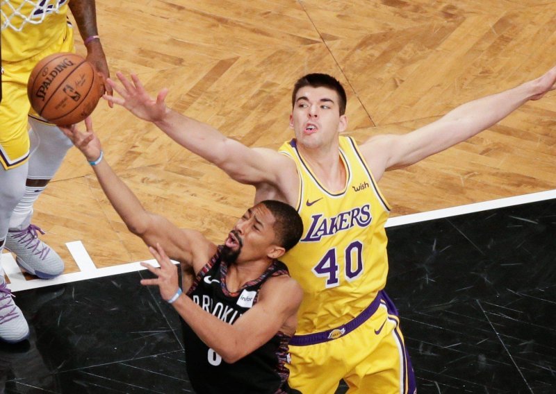 Zubac pokazao Lakersima kakvu su glupost napravili, Bogdanović opet iznad prosjeka