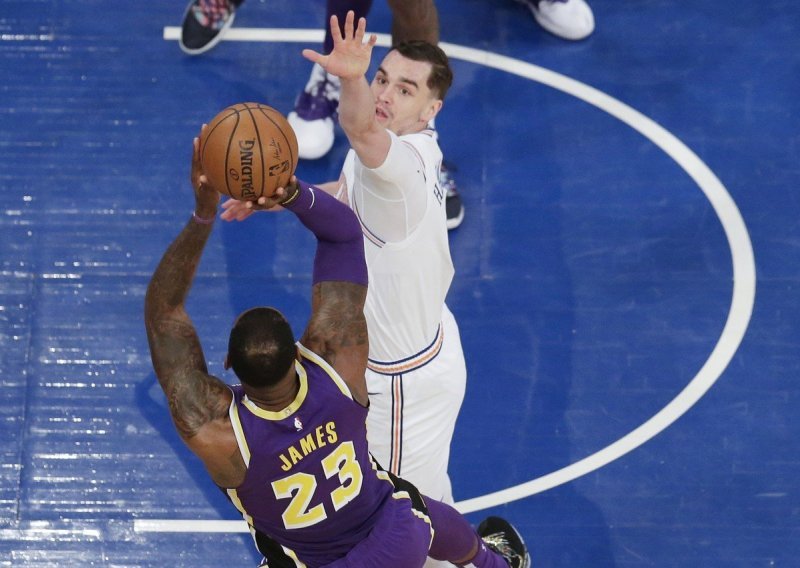 Hezonja se oglasio nakon što je ponizio LeBrona i Lakerse; otkriva što mu je rekao trener, a spomenuo je i riječ idiot