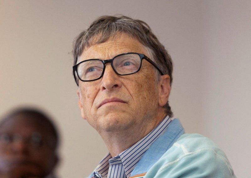 Bill Gates stalno dijeli novac i ima ga sve više. Kako to?