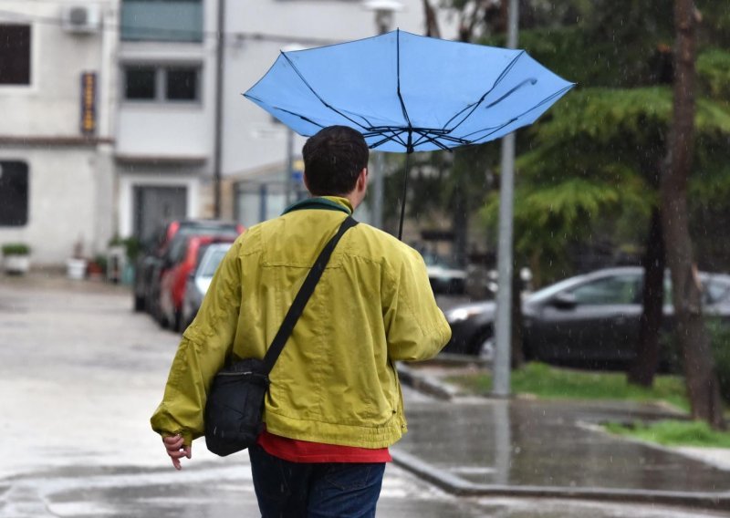 Pogledajte detaljnu vremensku prognozu: Dolaze kiša i pljuskovi, a uz pad temperatura, može biti i snijega