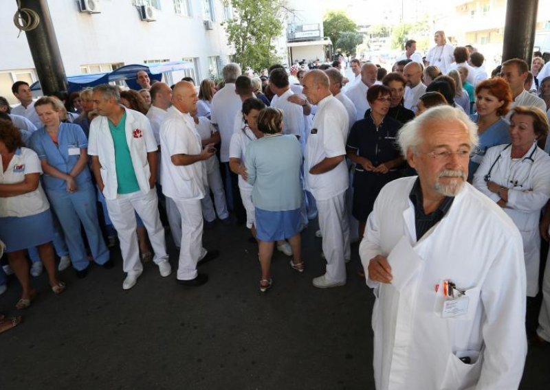 Preko noći i bez objašnjenja ukinuli cijeli Zavod