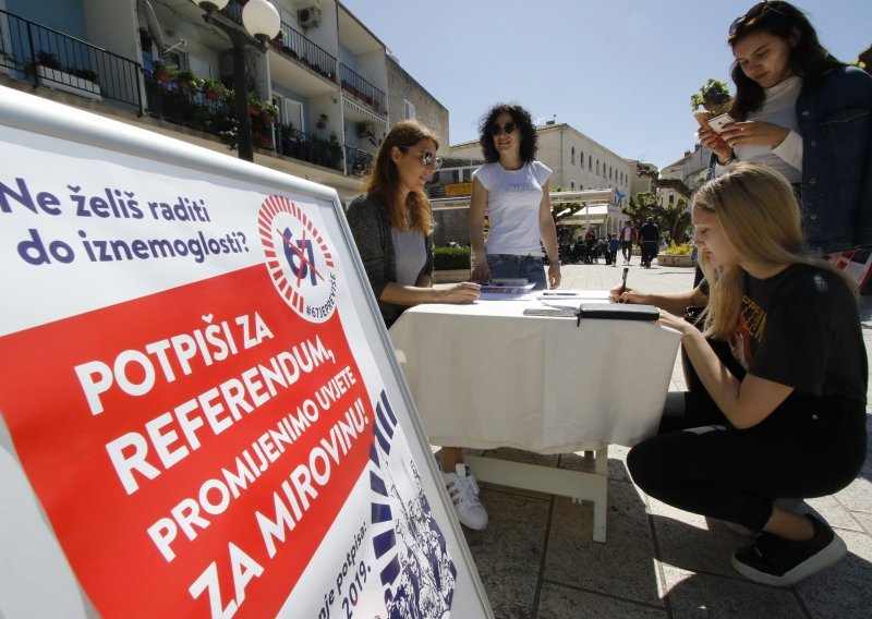 Živi zid htio prikupljati potpise za referendum, no sindikati su ih odmah upozorili