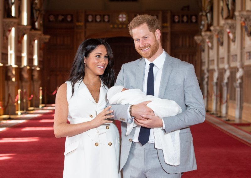 Objavljena nova fotografija malenog Archieja: Meghan i Harry na neobičan način odali počast princezi Diani