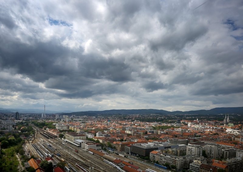 Proljepšanja još nema na vidiku: maglovito, oblačno i uz pljuskove ulazimo i u novi tjedan