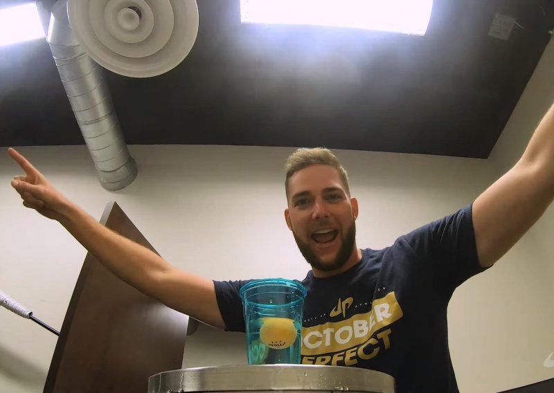 Dude Perfect vratio se ping-pong lopticama – sa stilom!