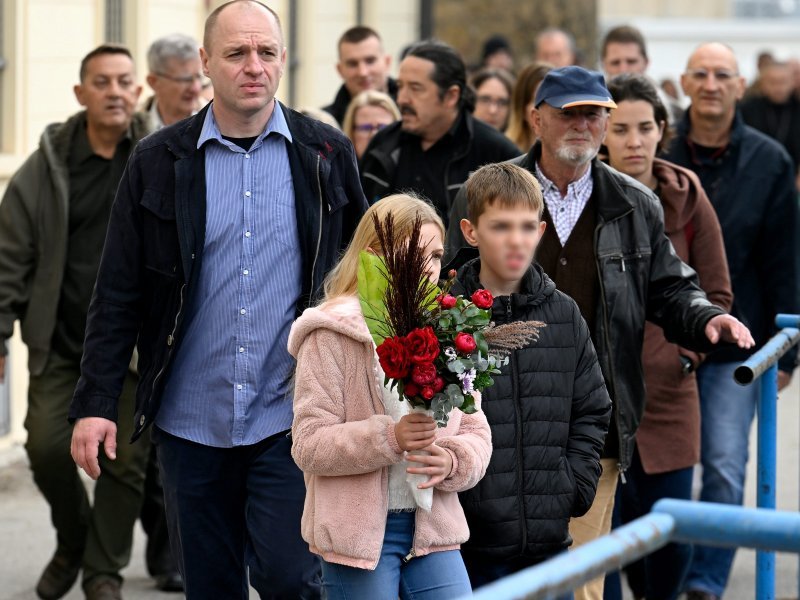 [FOTO] Pogledajte Kako Se Obilježava Blagdan Svih Svetih Diljem ...