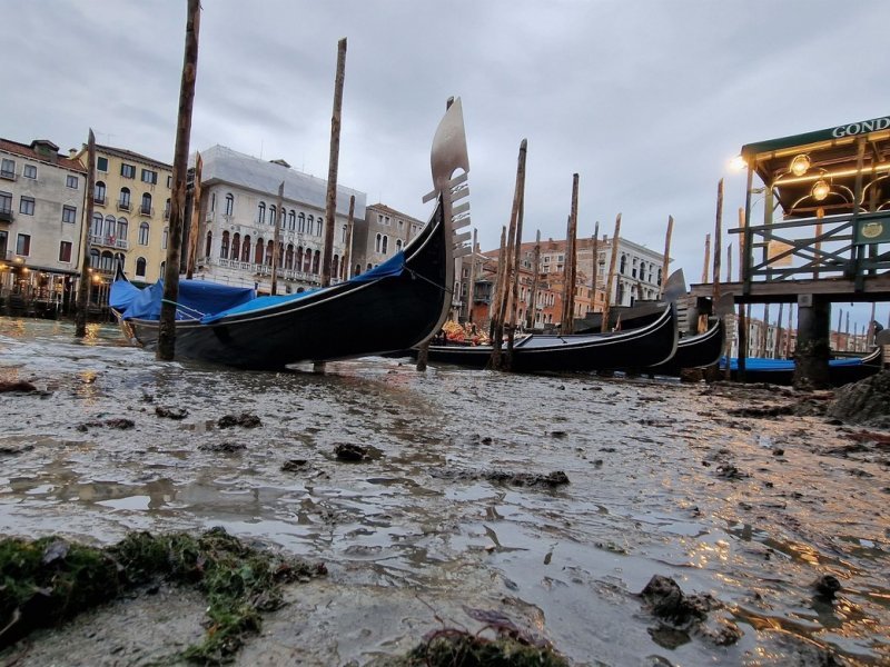 Venecija Bi Mogla Na Popis Ugrožene Baštine, Krivi Su Ljudi I Klimatske ...