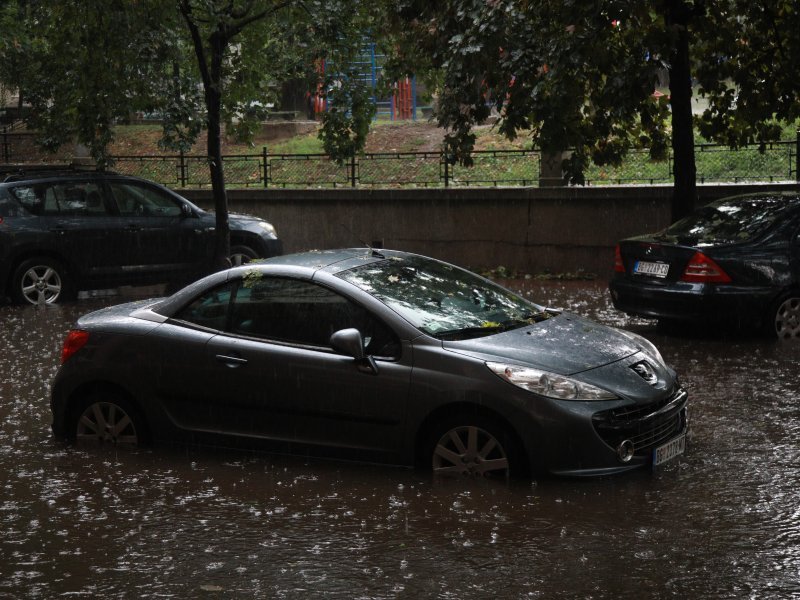 Snažno Nevrijeme Pogodilo Beograd I Središnje Dijelove Srbije - Tportal