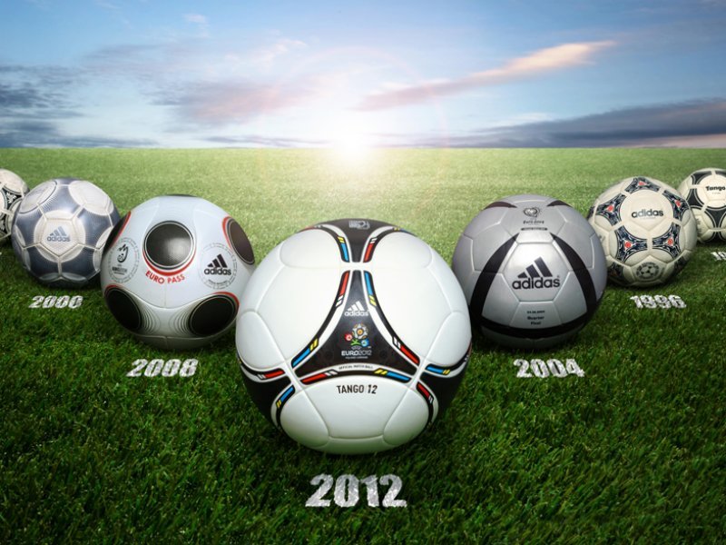 Мяч adidas World Cup 2012