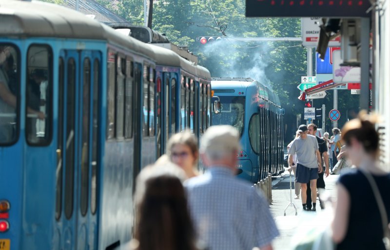 Požar tramvaja u Zagrebu