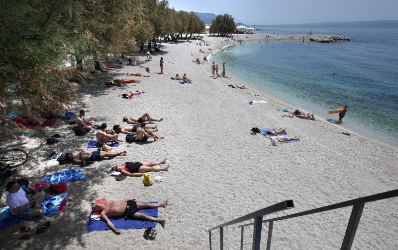 Sunčanje i kupanje na splitskim plažama