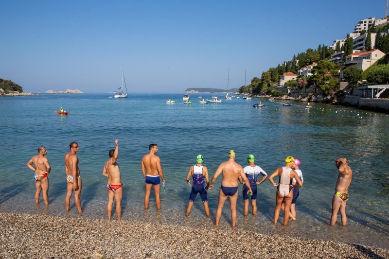 Ribafish započeo projekt RokOtok plivanjem od Dubrovnika do Čiova