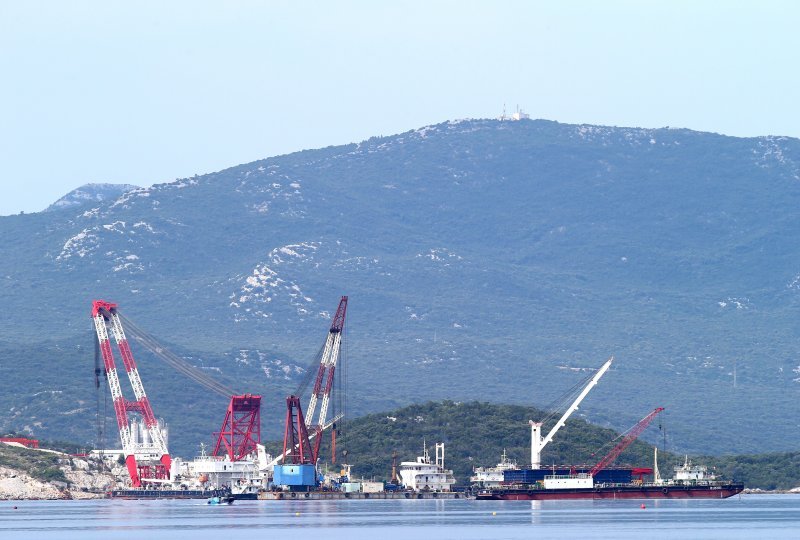 Pelješki most