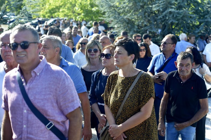 Pokop Blagice Bandić, majke zagrebačkog gradonačelnika Milana Bandića