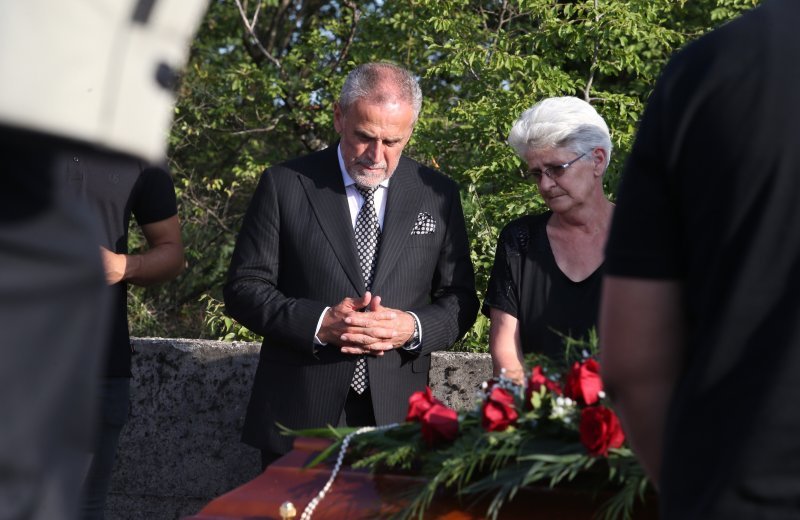 Pokop Blagice Bandić, majke zagrebačkog gradonačelnika Milana Bandića u Hercegovini.