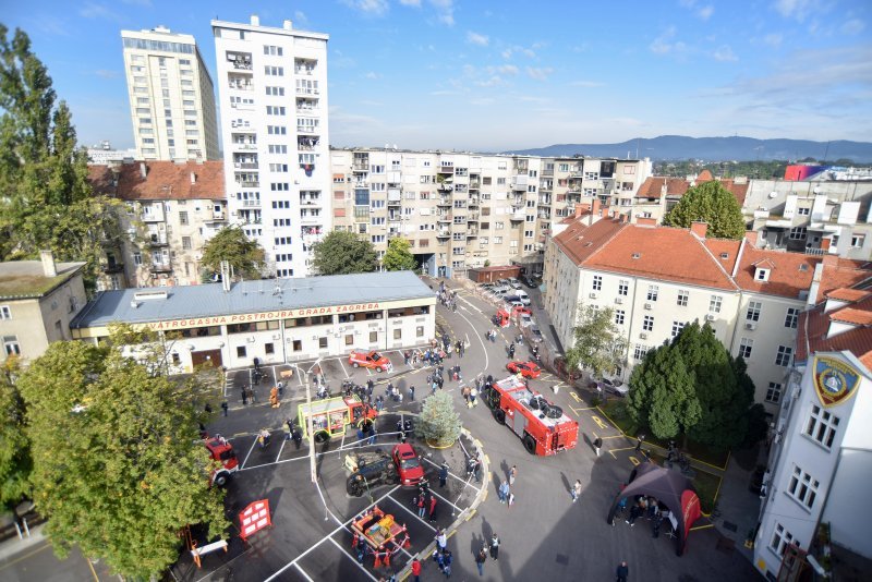 Zagreb: Dan otvorenih vrata Javne vatrogasne postrojbe Grada Zagreba