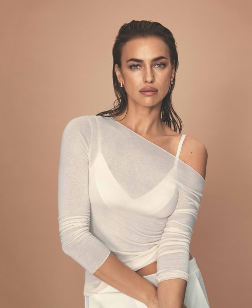 Irina Shayk u novoj kampanji brenda Intimissimi