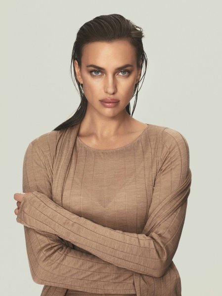 Irina Shayk u novoj kampanji brenda Intimissimi