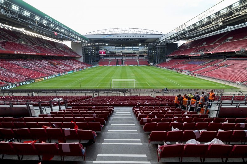 Kopenhagen (Dan) - Parken stadion (51,700)