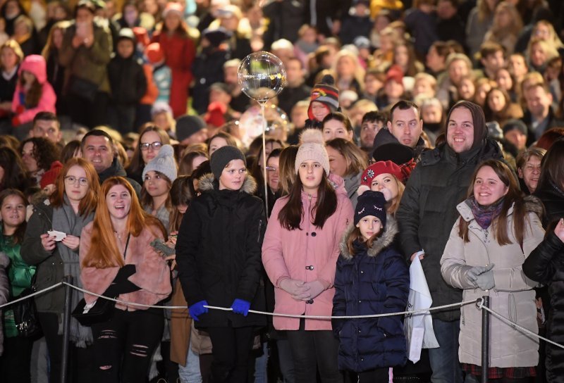 Orašar u Ledenom kraljevstvu otvorio Ledeni park na Zrinjevcu