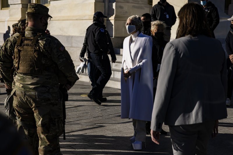 Jennifer Lopez i Lady Gaga stigle na Capitol