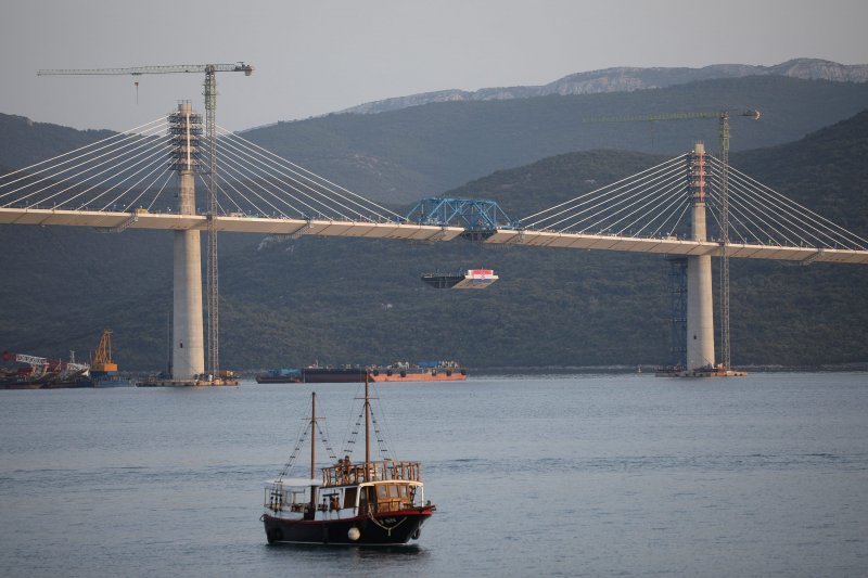 Postavljen posljednji segment Pelješkog mosta