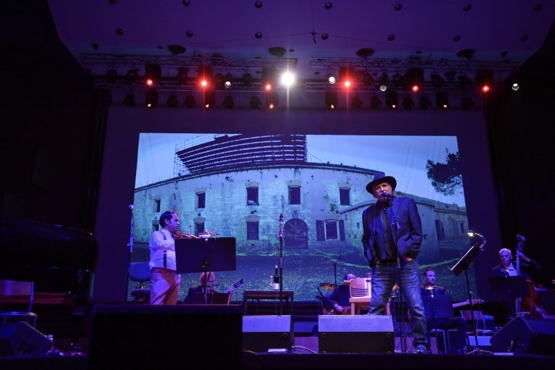 Rade Šerbedžija održao koncert u KD Vatroslav Lisinski