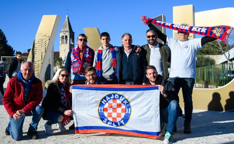 Navijači pred utakmicu Hajduk - Osijek